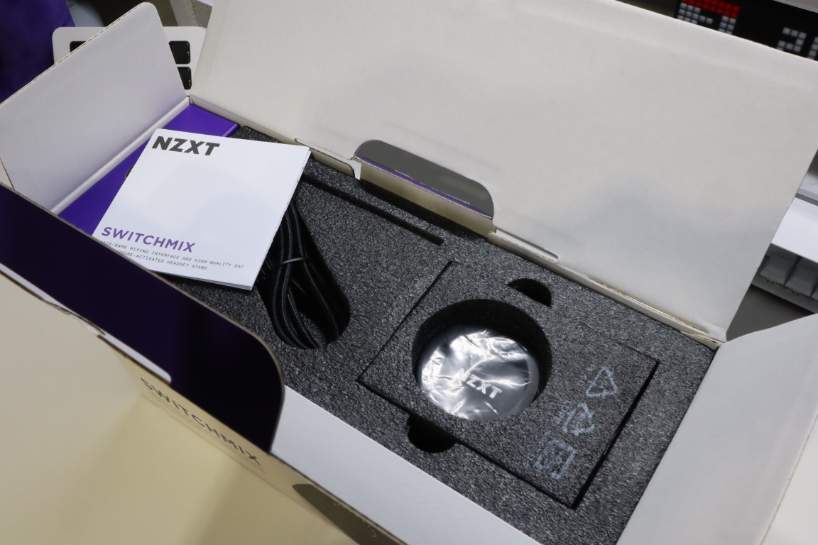 ヘッドホンスタンド兼ミキサー【NZXT SwitchMix】をレビュー